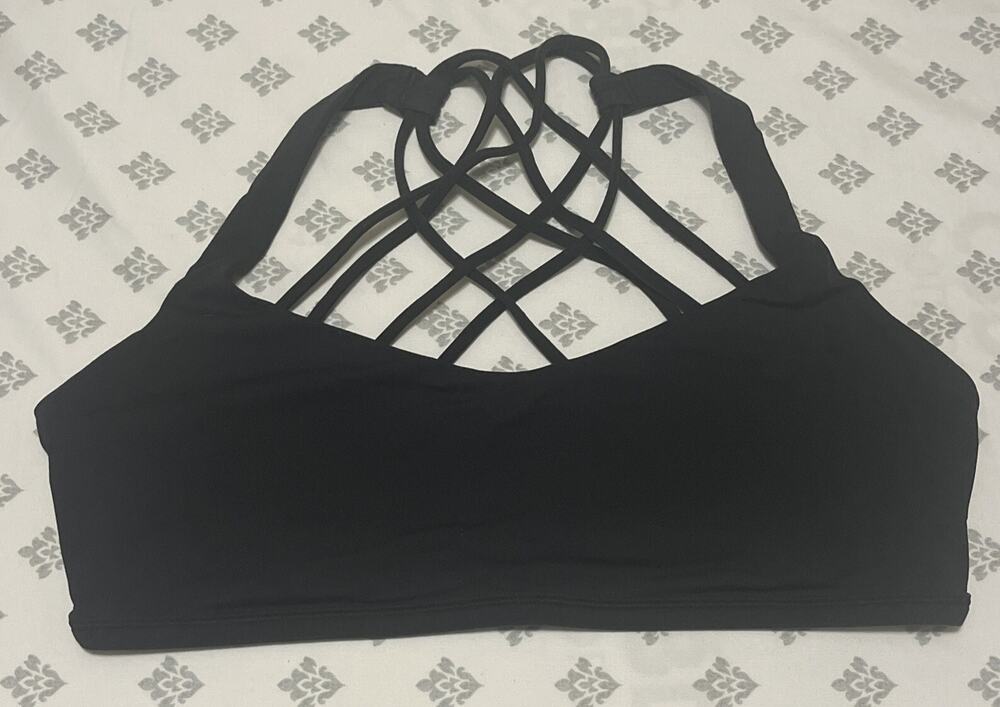 Lululemon Womens Size 10 Black Free To Be Bra